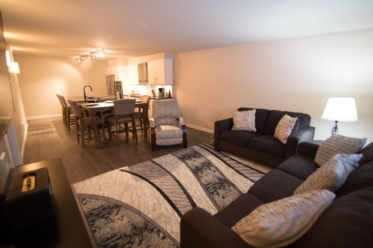 Clipperton Suite By Revelstoke Vacations 外观 照片